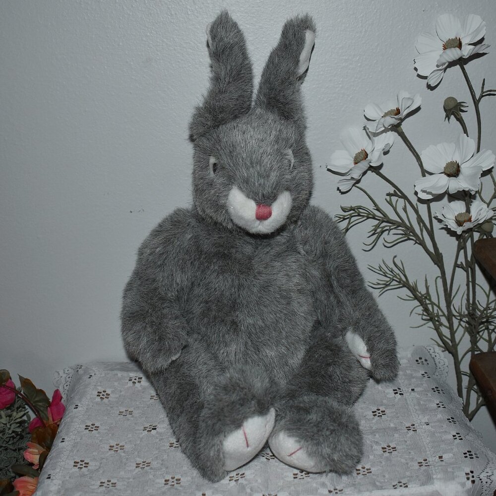 Vintage ty Classic Baby Smokey Bunny Rabbit Spring Easter Plush Stuffed Animal